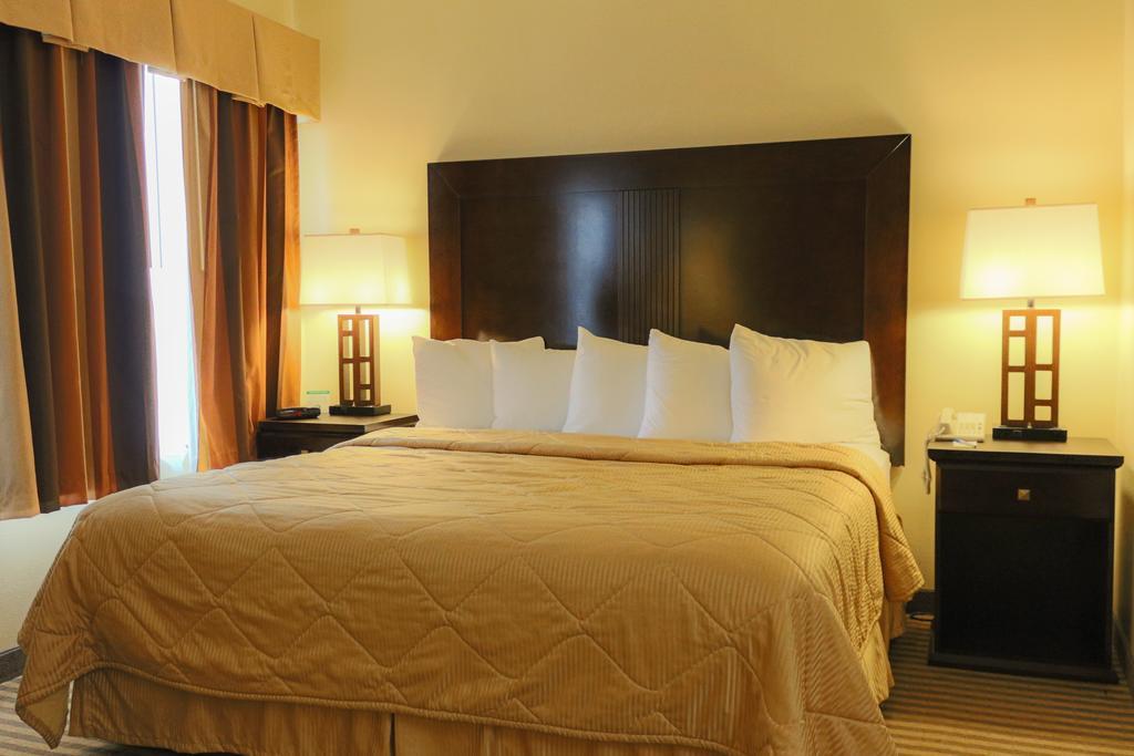 Frontier Hotel Houston Room photo